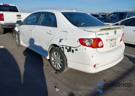 2010 Toyota Corolla S из США, поврежденный, VIN 1NXBU4EE7AZ363796